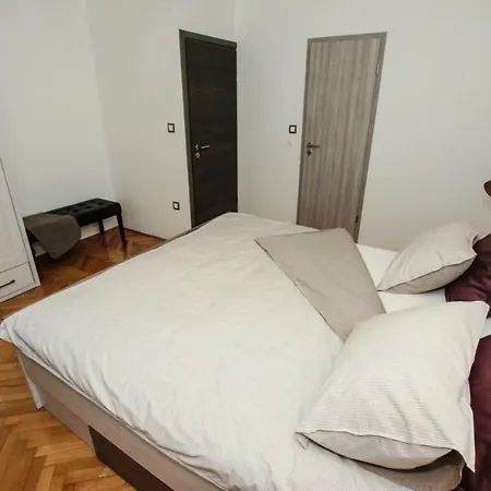 Tina With Jacuzzi Poreč