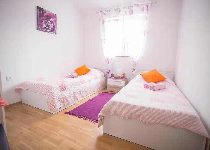 Apartman Tina With Jacuzzi *