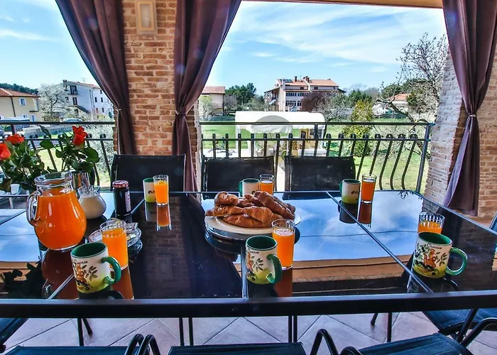 Tina With Jacuzzi Apartment *