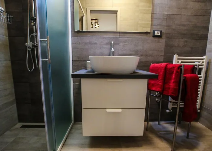 Tina With Jacuzzi Пореч